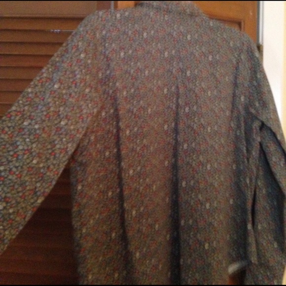 Liz Claiborne L/S Blouse - Picture 4 of 4